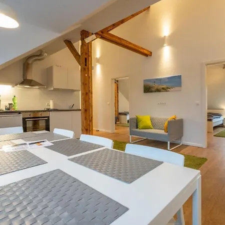 Wohnen Zu Hause 아파트 *