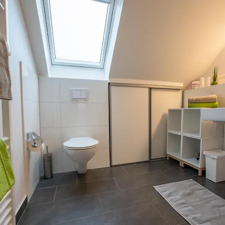 아파트 Wohnen Zu Hause 에센